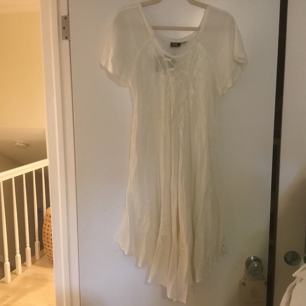 White embroidered swim beach coverup NWT